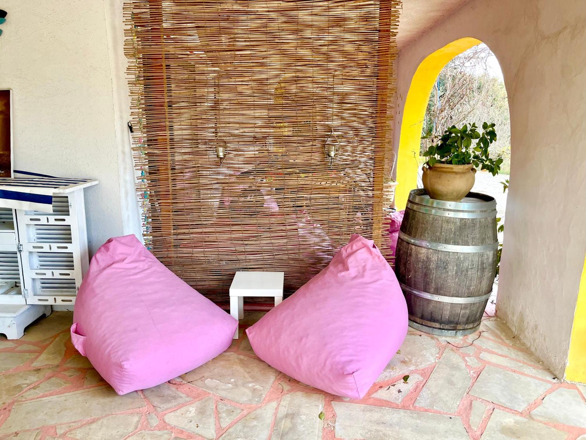 Hotel Domaine Colibri En Provence Pujaut Exterior foto